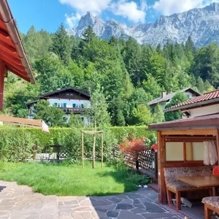 Haeuschen Kunterbunt Σπίτι διακοπών Mittenwald