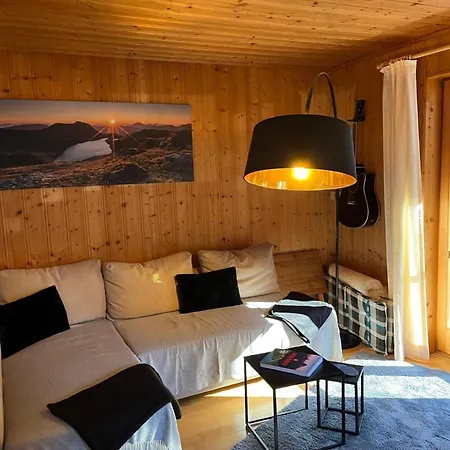 Haeuschen Kunterbunt Mittenwald